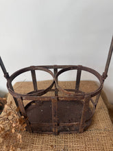 Load image into Gallery viewer, Super French Rustic Bottle Carrier

