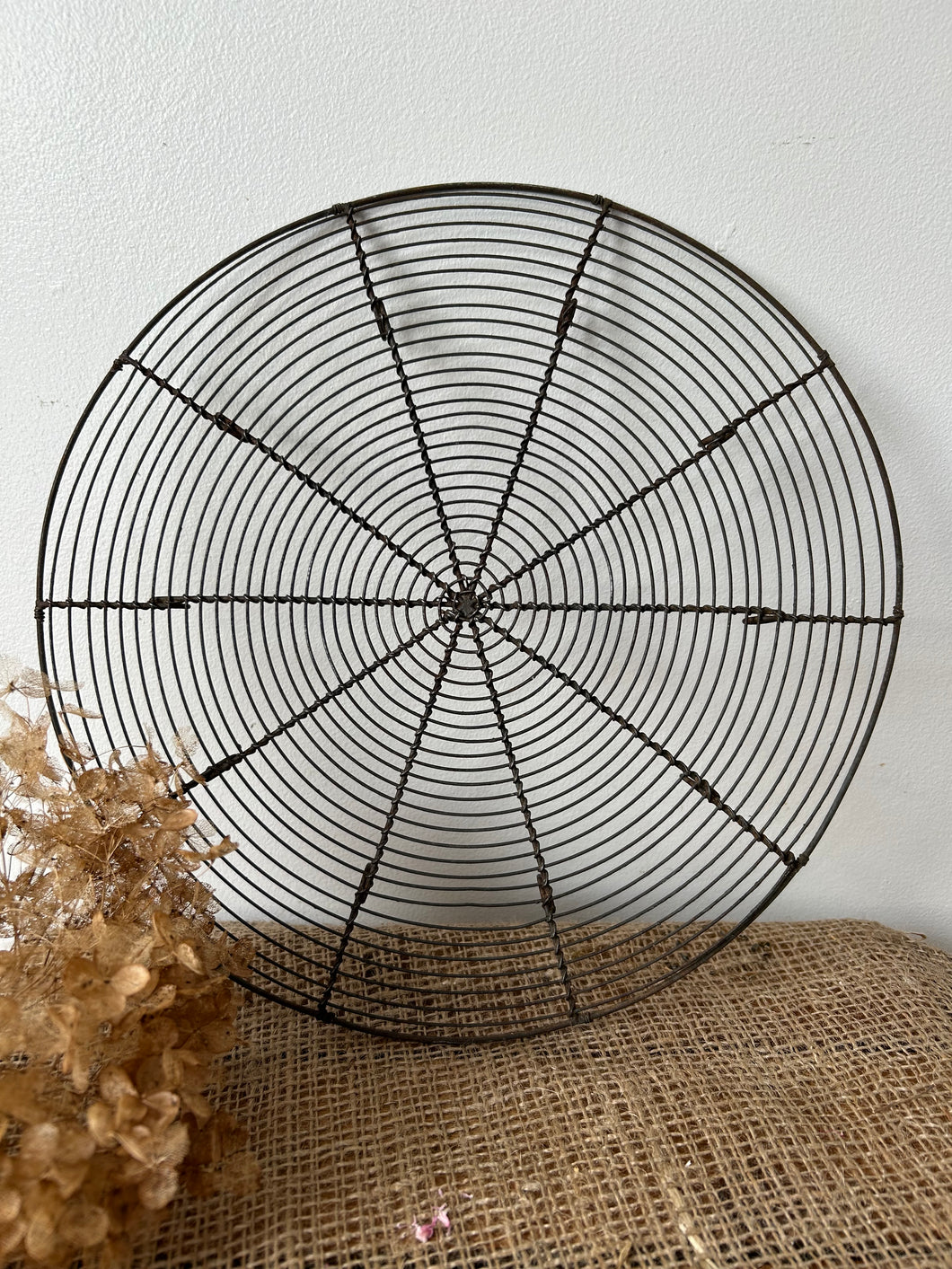 French Wire Cooling Rack