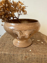 Load image into Gallery viewer, Stunning Buttery Ironstone Soupiere
