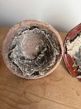 Load image into Gallery viewer, French Vintage Sap Resin Pots
