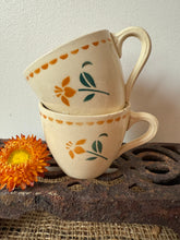 Load image into Gallery viewer, Pretty Vintage French Floral Cups

