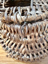 Load image into Gallery viewer, Rustic French Wicker Fishing Creel
