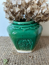 Load image into Gallery viewer, Beautiful Jade Green Ginger Jar
