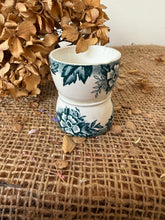 Load image into Gallery viewer, French Marie Louise Eggcup
