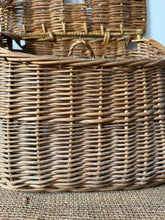 Load image into Gallery viewer, French Vintage Wicker Fishing Creel
