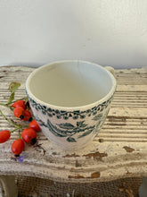 Load image into Gallery viewer, Pretty French Bramble Flowered Cup
