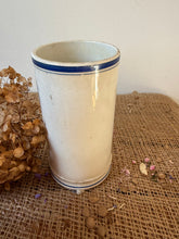 Load image into Gallery viewer, Gorgeous French #3 Pot
