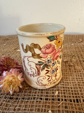 Load image into Gallery viewer, Stunning French Floral Pot
