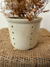 Load image into Gallery viewer, French Vintage Faisselle
