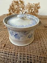 Load image into Gallery viewer, Antique Asiatic Pheasant Lidded Pot
