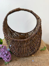 Load image into Gallery viewer, Cute French Wicker Foraging Basket
