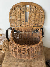 Load image into Gallery viewer, French Vintage Wicker Fishing Creel
