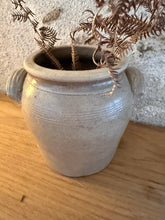 Load image into Gallery viewer, French Neutral Mottled Confit Pot
