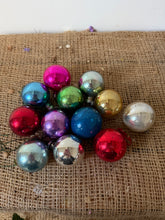 Load image into Gallery viewer, Set of 12 Vintage Glass Baubles
