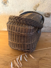 Load image into Gallery viewer, Beautiful French Bressan Basket
