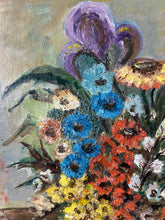 Load image into Gallery viewer, Vintage Floral Oil Painting
