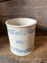 Load image into Gallery viewer, Vintage French St Uze Sel Pot
