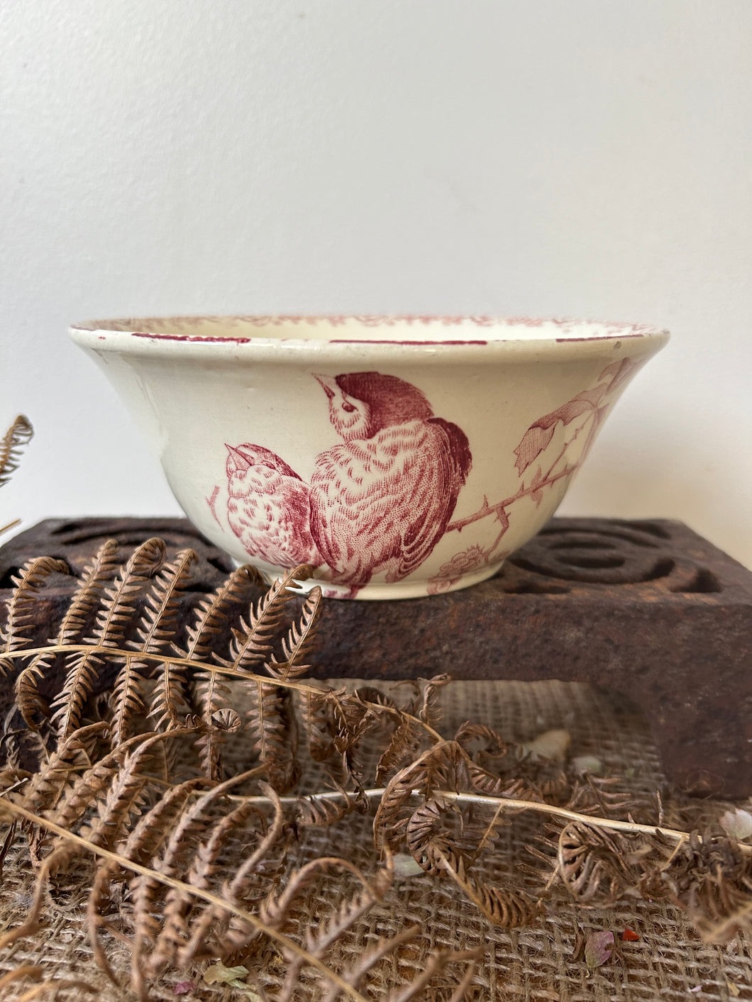 Pretty French Pinky Red Bowl