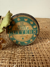 Load image into Gallery viewer, Cute Mini Vintage Cutters
