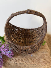 Load image into Gallery viewer, Cute French Wicker Foraging Basket
