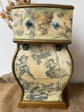 Load image into Gallery viewer, Vintage Toile de Jouy French Wooden Box
