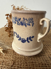 Load image into Gallery viewer, Buttery St Uze Strainer
