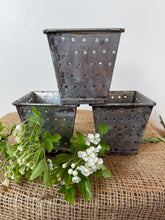 Load image into Gallery viewer, French Square Vintage Metal Faisselle
