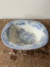 Load image into Gallery viewer, Vintage Blue &amp; White Floral Dish
