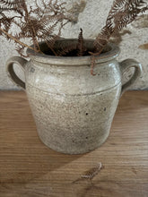 Load image into Gallery viewer, Mottled Vintage Earred Confit Pot
