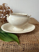 Load image into Gallery viewer, Cute French Vintage Saucier
