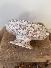 Load image into Gallery viewer, French Vintage Floral Oval Raised Tureen
