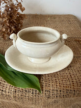 Load image into Gallery viewer, Cute French Vintage Saucier

