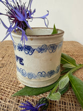 Load image into Gallery viewer, Vintage St Uze Café Pot
