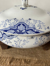 Load image into Gallery viewer, French Blue Transferware Soupiere
