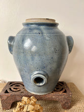 Load image into Gallery viewer, Blue French Oil Jar
