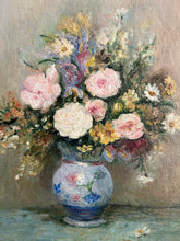 Load image into Gallery viewer, Pretty Floral Oil Painting
