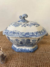 Load image into Gallery viewer, Fabulous Vintage Blue and white Tureen
