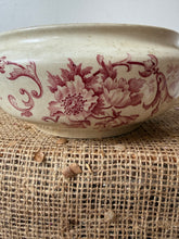 Load image into Gallery viewer, Very Pretty French Vintage Pink Soupiere
