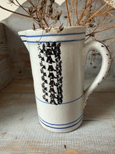 Load image into Gallery viewer, French #5 Archers Jug
