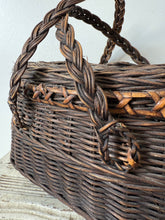 Load image into Gallery viewer, French Vintage Wicker Panier
