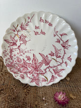 Load image into Gallery viewer, Very Pretty Vintage Birds Raised Compote
