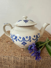 Load image into Gallery viewer, French St Uze Vintage Teapot
