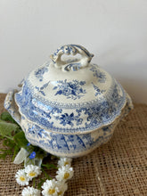 Load image into Gallery viewer, Vintage Blue and White Lidded Pot
