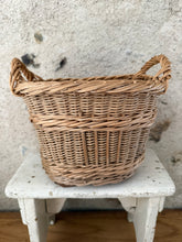 Load image into Gallery viewer, French Wicker Mini Champagne Crate
