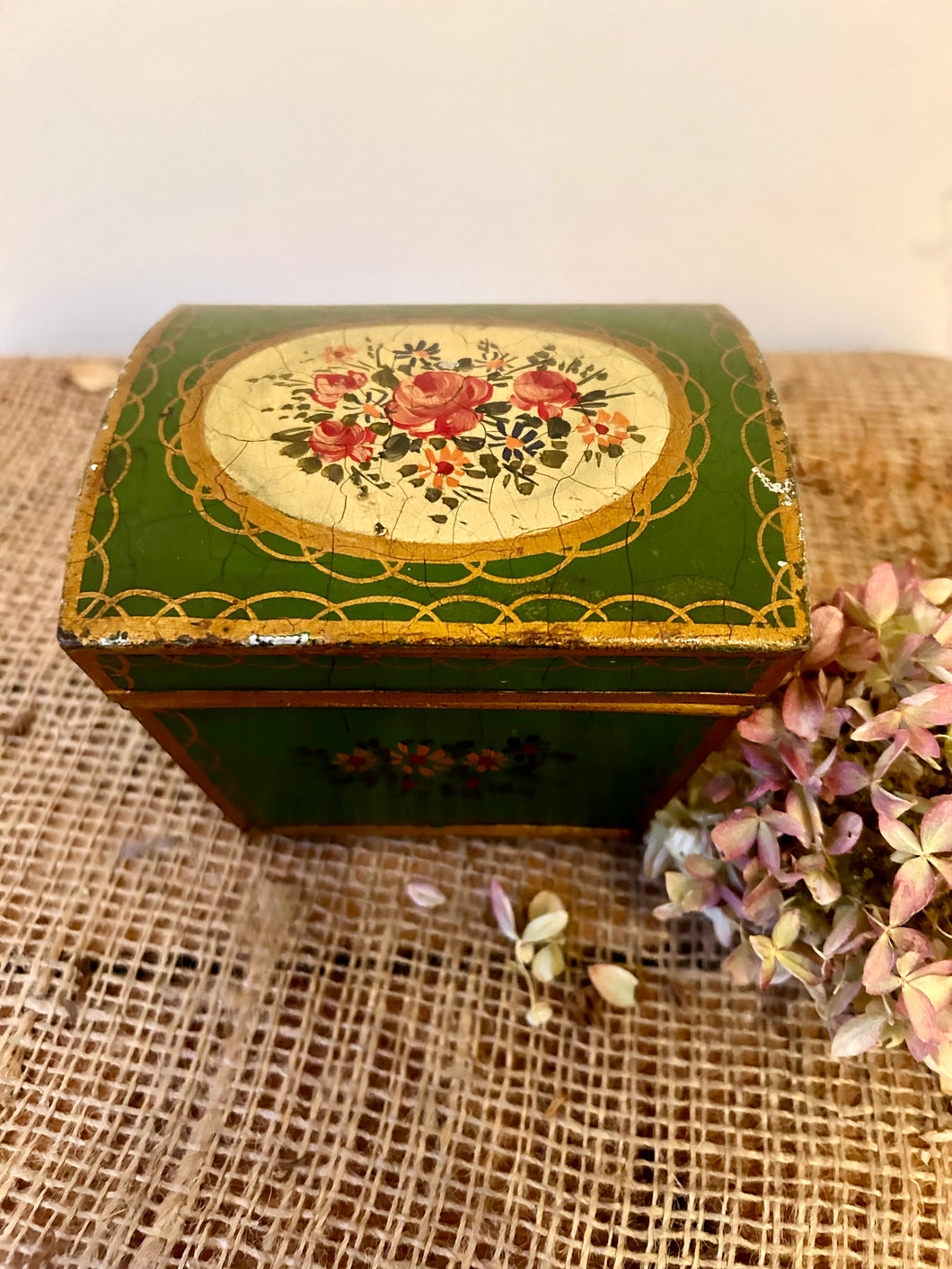 Pretty Floral Metal Box