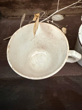 Load image into Gallery viewer, Gorgeous French Viandox Advertising Cups
