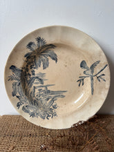 Load image into Gallery viewer, Beautiful French Buttery and Crazed Dish
