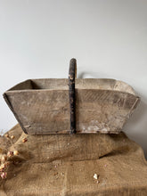Load image into Gallery viewer, Beautiful Traditional Large French Wooden Trug
