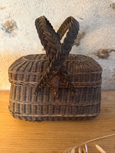 Load image into Gallery viewer, Beautiful French Bressan Basket
