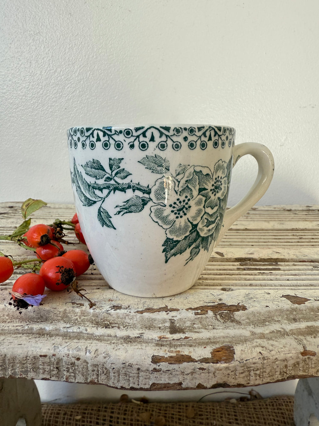 Pretty French Bramble Flowered Cup